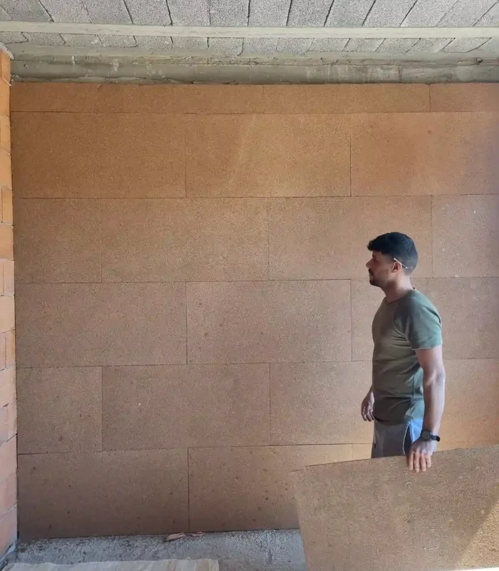 Panneaux acoustiques en liège pour isolation phonique mur au Maroc